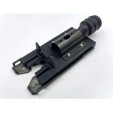 Bosch 2608190010 base plate pölynpoistolla, GST60 pistosahan vakiolevyn tilalle.

