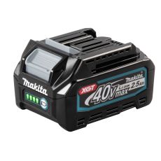 Makita BL4025 40V 2,5Ah XGT Li-ion akku, varaustilan näytöllä

