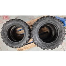 Rengassetti CST A-Track (2kpl 27x11.00 R14) + (2kpl 27x9.00 R14) *noudettava liikkeestämme*