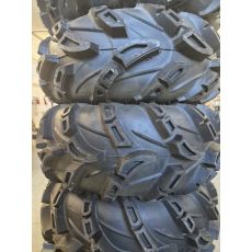 Rengassetti CST Wild Thang (2kpl 27x11.00 R12) + (2kpl 27x9.00 R12) *noudettava liikkeestämme*

