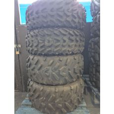 Rengassetti *käytetty* kenda pathfinder (2kpl 24x10.00 r12) + (2kpl 24x8.00 r12) *noudettava liikkeestämme*