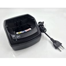 Stihl AL 101 hidaslaturi 1,5A (uutta vastaava, myydään käytettynä, ei takuuta)

