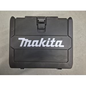 Makita muovilaukku kansilokerolla yhdelle koneelle

