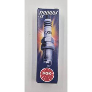NGK LFR5AIX-11 sytytystulppa 1kpl *loppuunmyyty*