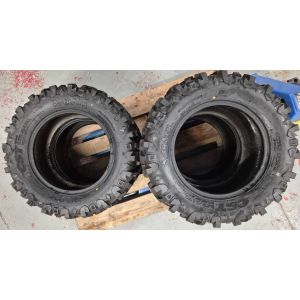 Rengassetti CST A-Track (2kpl 27x11.00 R14) + (2kpl 27x9.00 R14) *noudettava liikkeestämme*